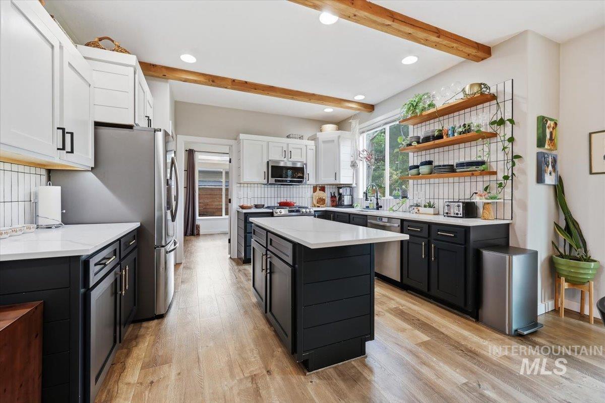 10434 W Blackstone St, Boise, Idaho 83714, 4 Bedrooms, 3.5 Bathrooms, Residential For Sale, Price $725,000,MLS 98994918