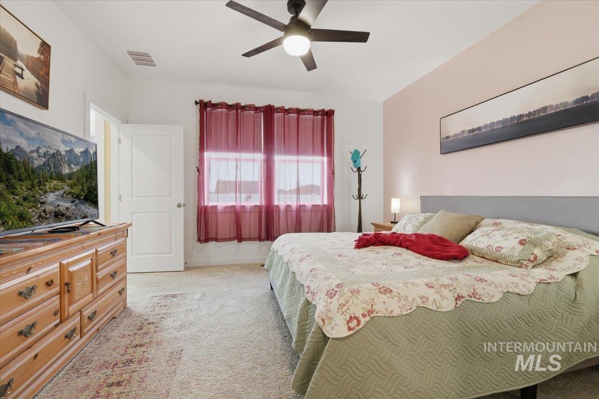 14591 Wing Spread Ct., Caldwell, Idaho 83607, 3 Bedrooms, 2 Bathrooms, Residential For Sale, Price $389,500, 98994923