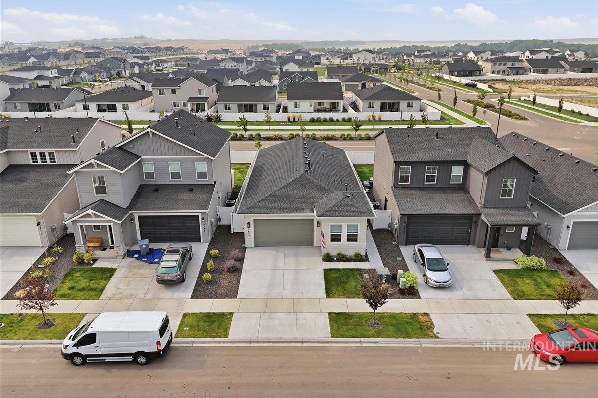 14591 Wing Spread Ct., Caldwell, Idaho 83607, 3 Bedrooms, 2 Bathrooms, Residential For Sale, Price $389,500, 98994923