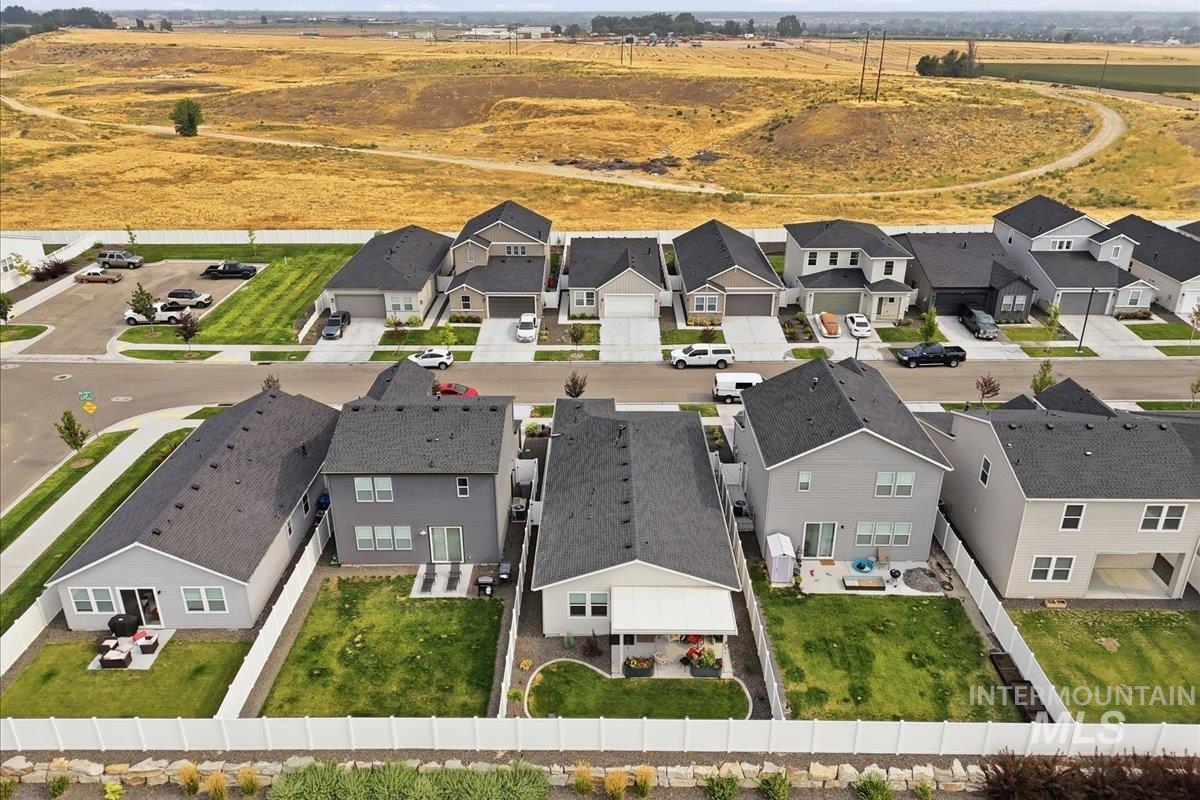 14591 Wing Spread Ct., Caldwell, Idaho 83607, 3 Bedrooms, 2 Bathrooms, Residential For Sale, Price $389,500, 98994923