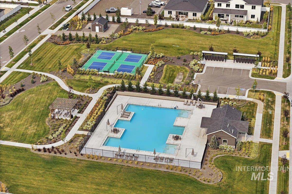 14591 Wing Spread Ct., Caldwell, Idaho 83607, 3 Bedrooms, 2 Bathrooms, Residential For Sale, Price $389,500, 98994923