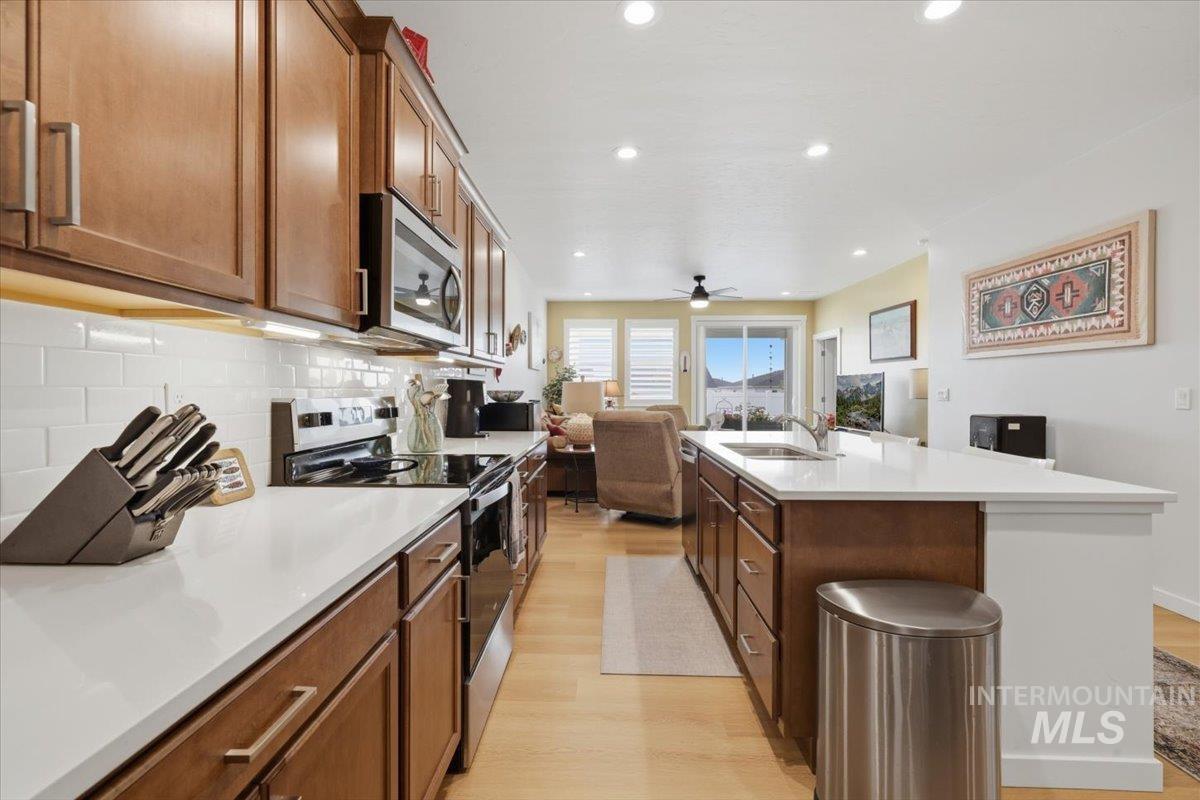 14591 Wing Spread Ct., Caldwell, Idaho 83607, 3 Bedrooms, 2 Bathrooms, Residential For Sale, Price $389,500, 98994923