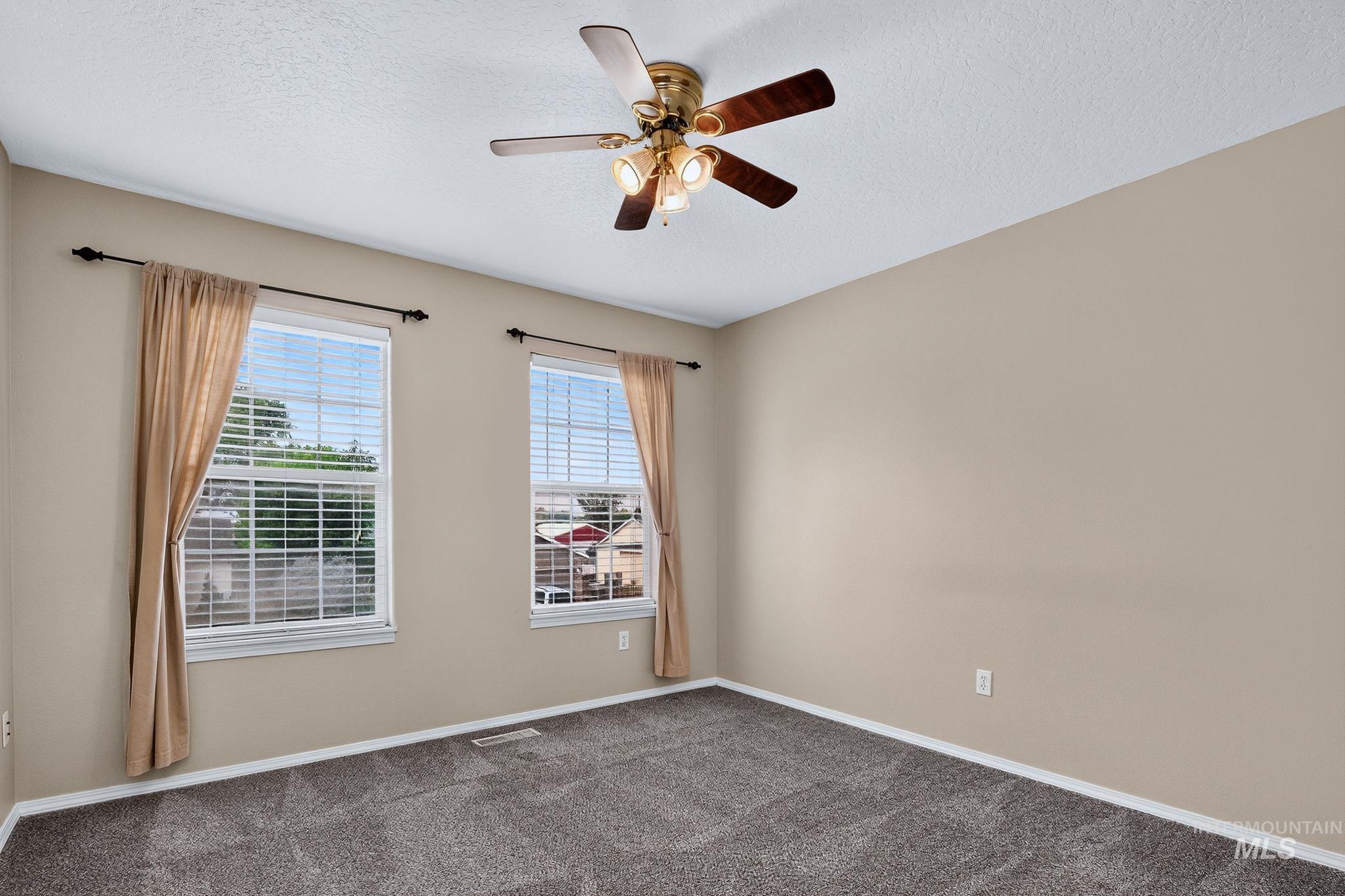 713 S Valley Dr, Nampa, Idaho 83686, 3 Bedrooms, 2.5 Bathrooms, Residential For Sale, Price $399,900, 98994925
