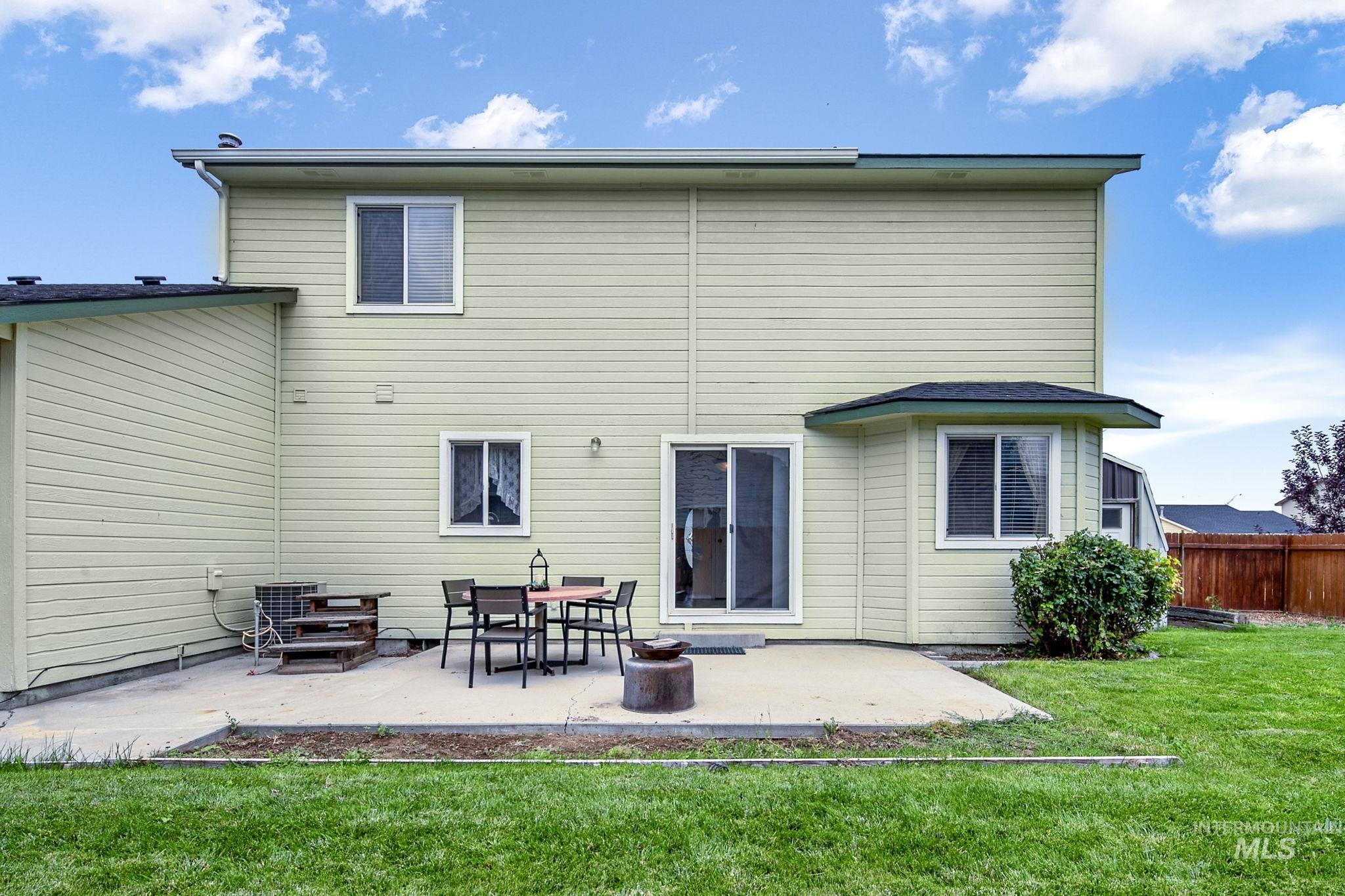 713 S Valley Dr, Nampa, Idaho 83686, 3 Bedrooms, 2.5 Bathrooms, Residential For Sale, Price $399,900, 98994925