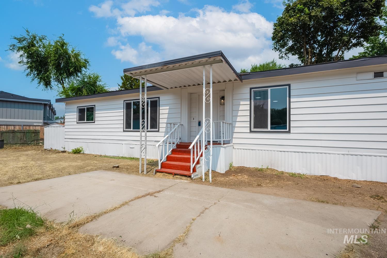 1200 W Concord Ln, Boise, Idaho 83706, 3 Bedrooms, 2 Bathrooms, Residential For Sale, Price $114,990,MLS 98994927