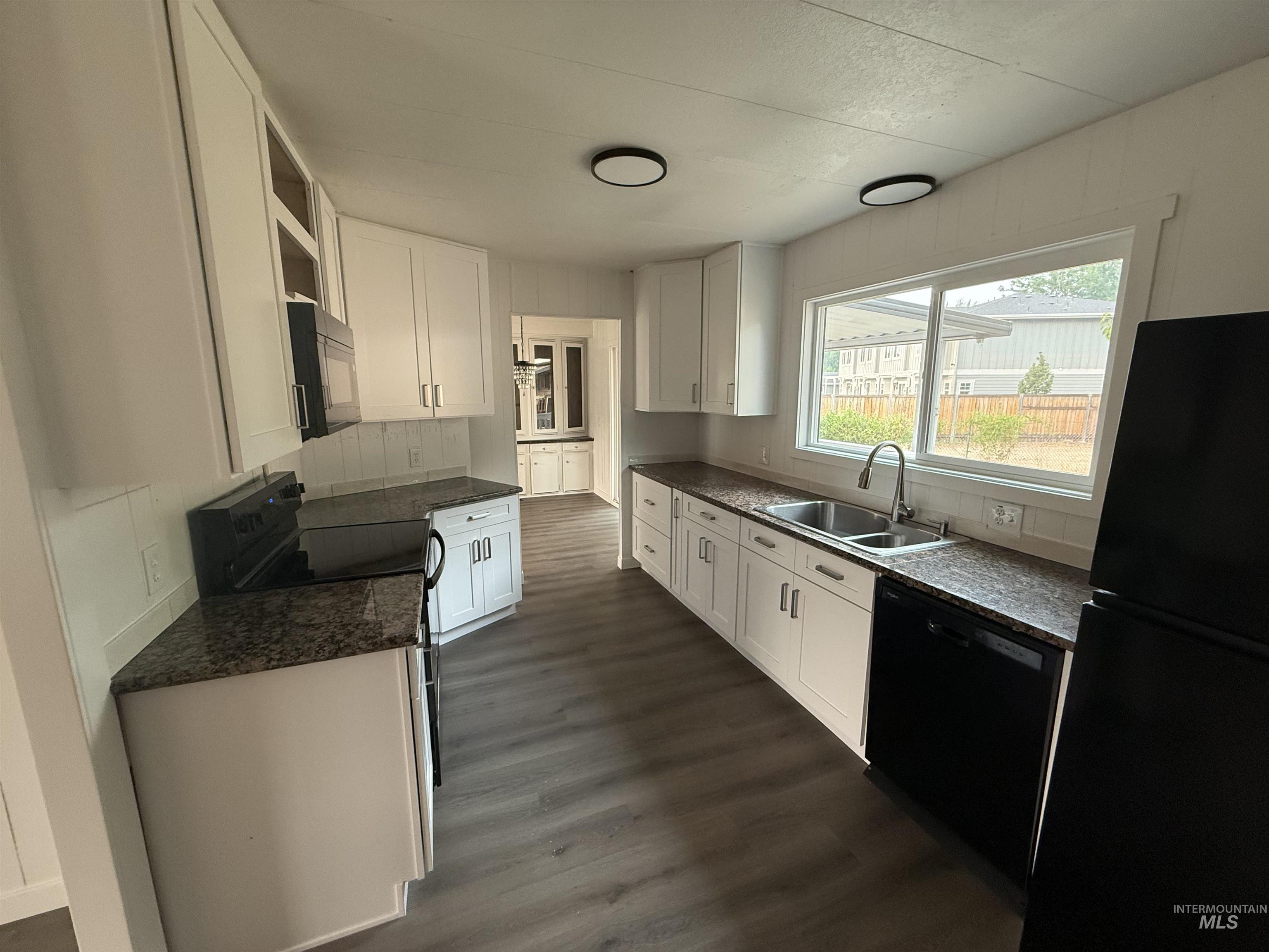 1200 W Concord Ln, Boise, Idaho 83706, 3 Bedrooms, 2 Bathrooms, Residential For Sale, Price $114,990,MLS 98994927