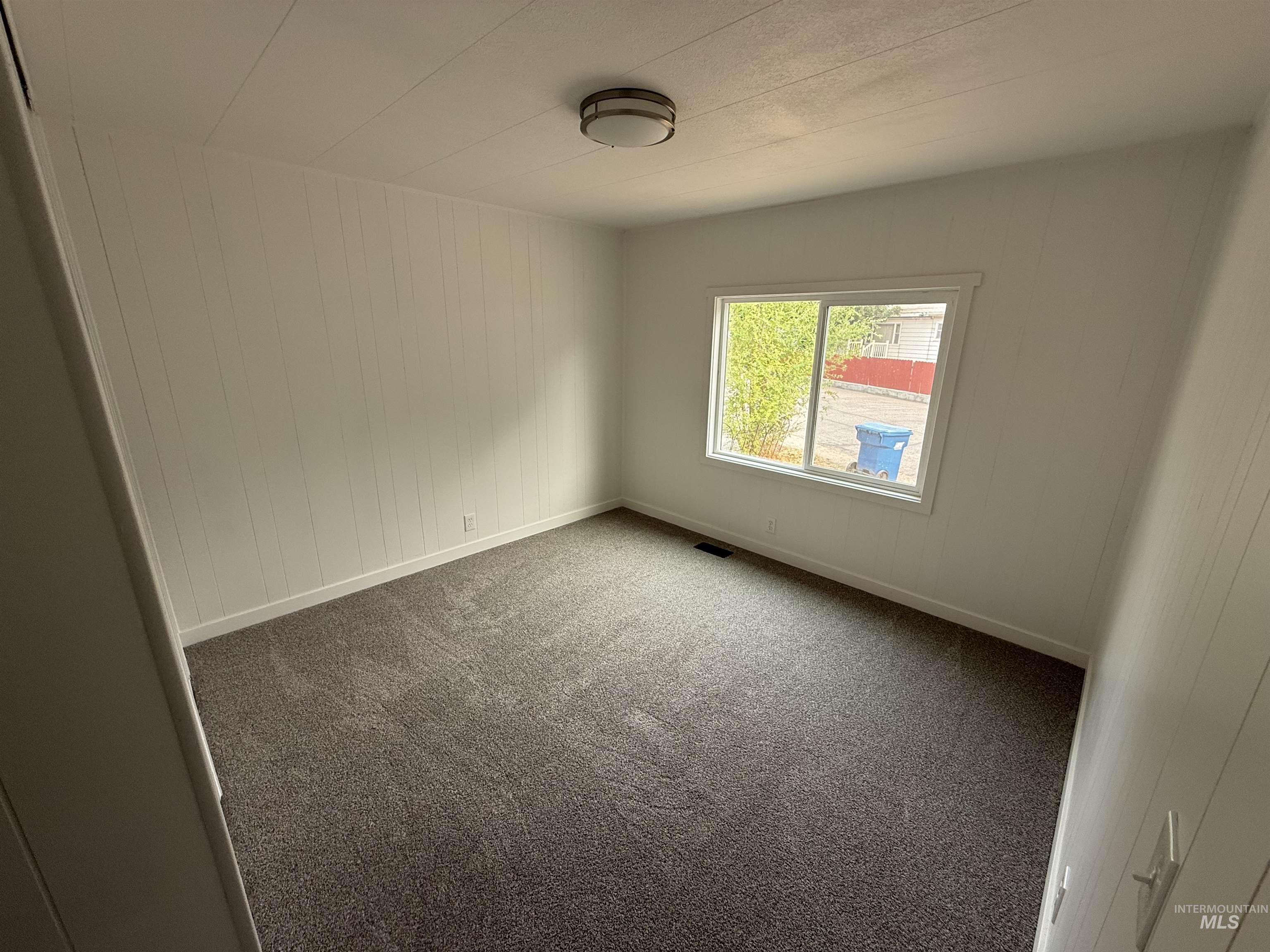 1200 W Concord Ln, Boise, Idaho 83706, 3 Bedrooms, 2 Bathrooms, Residential For Sale, Price $114,990,MLS 98994927