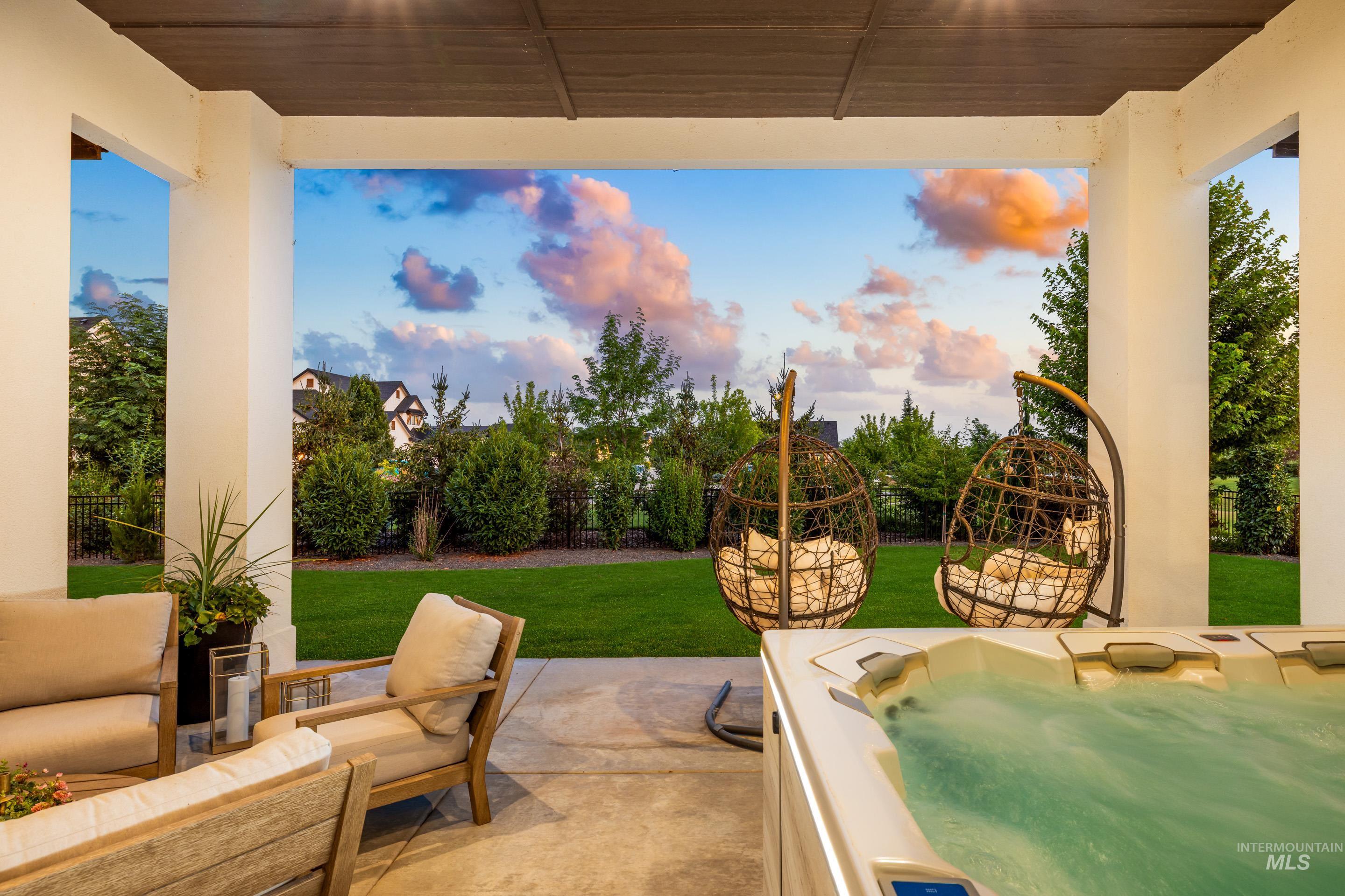 5043 W Oakford Dr., Meridian, Idaho 83646, 5 Bedrooms, 4.5 Bathrooms, Residential For Sale, Price $1,895,000, 98994928