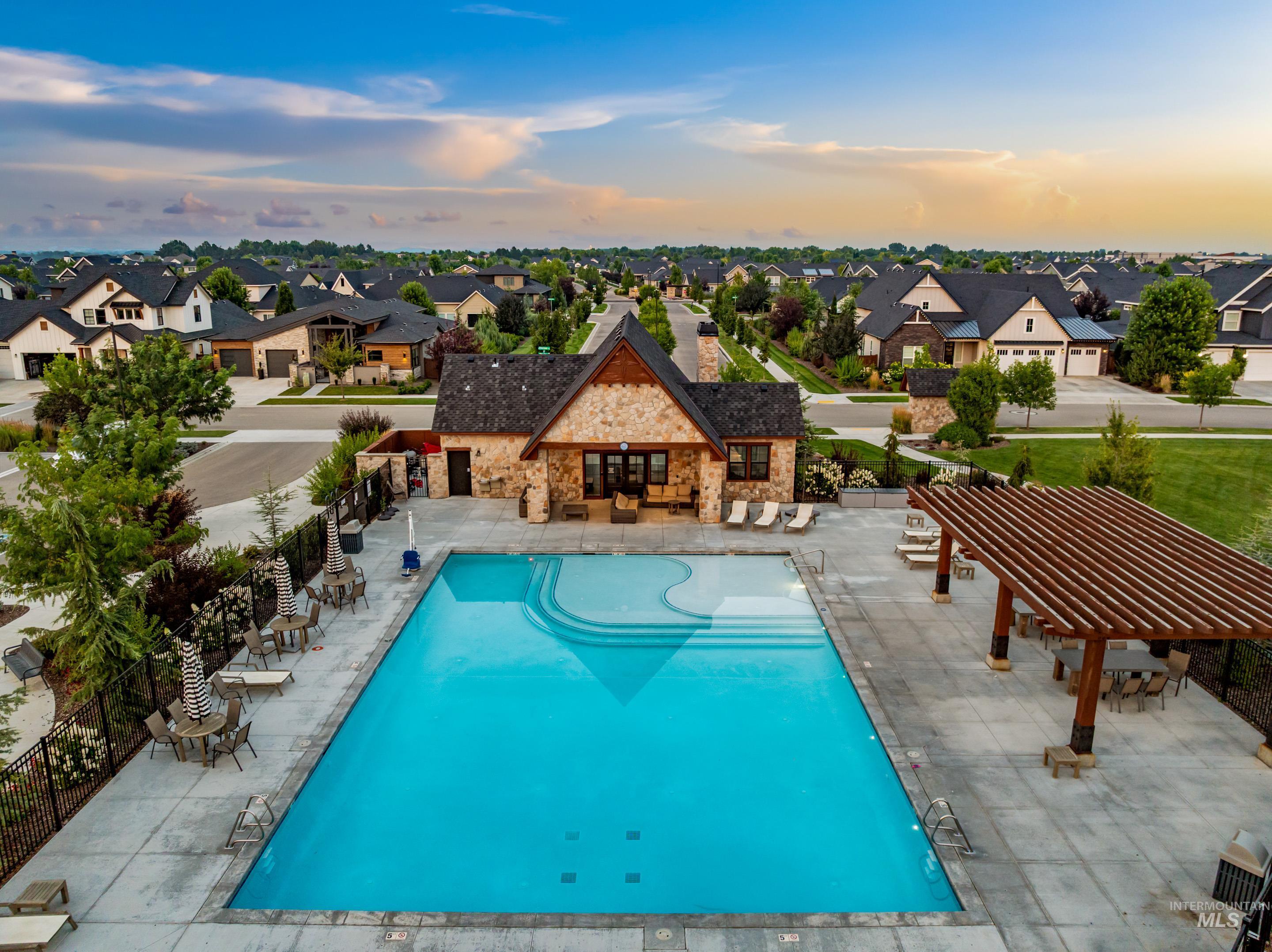5043 W Oakford Dr., Meridian, Idaho 83646, 5 Bedrooms, 4.5 Bathrooms, Residential For Sale, Price $1,895,000, 98994928