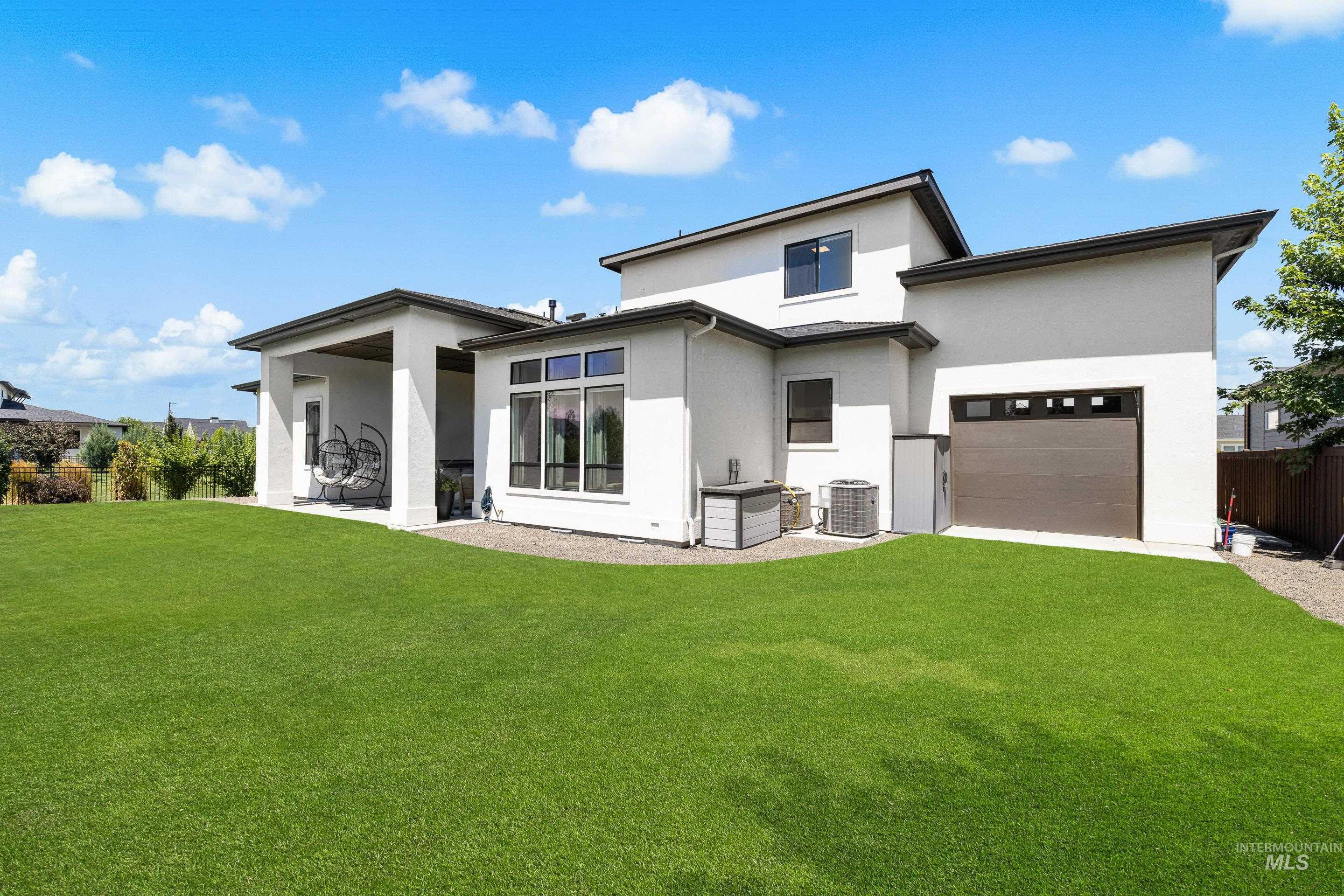 5043 W Oakford Dr., Meridian, Idaho 83646, 5 Bedrooms, 4.5 Bathrooms, Residential For Sale, Price $1,895,000, 98994928