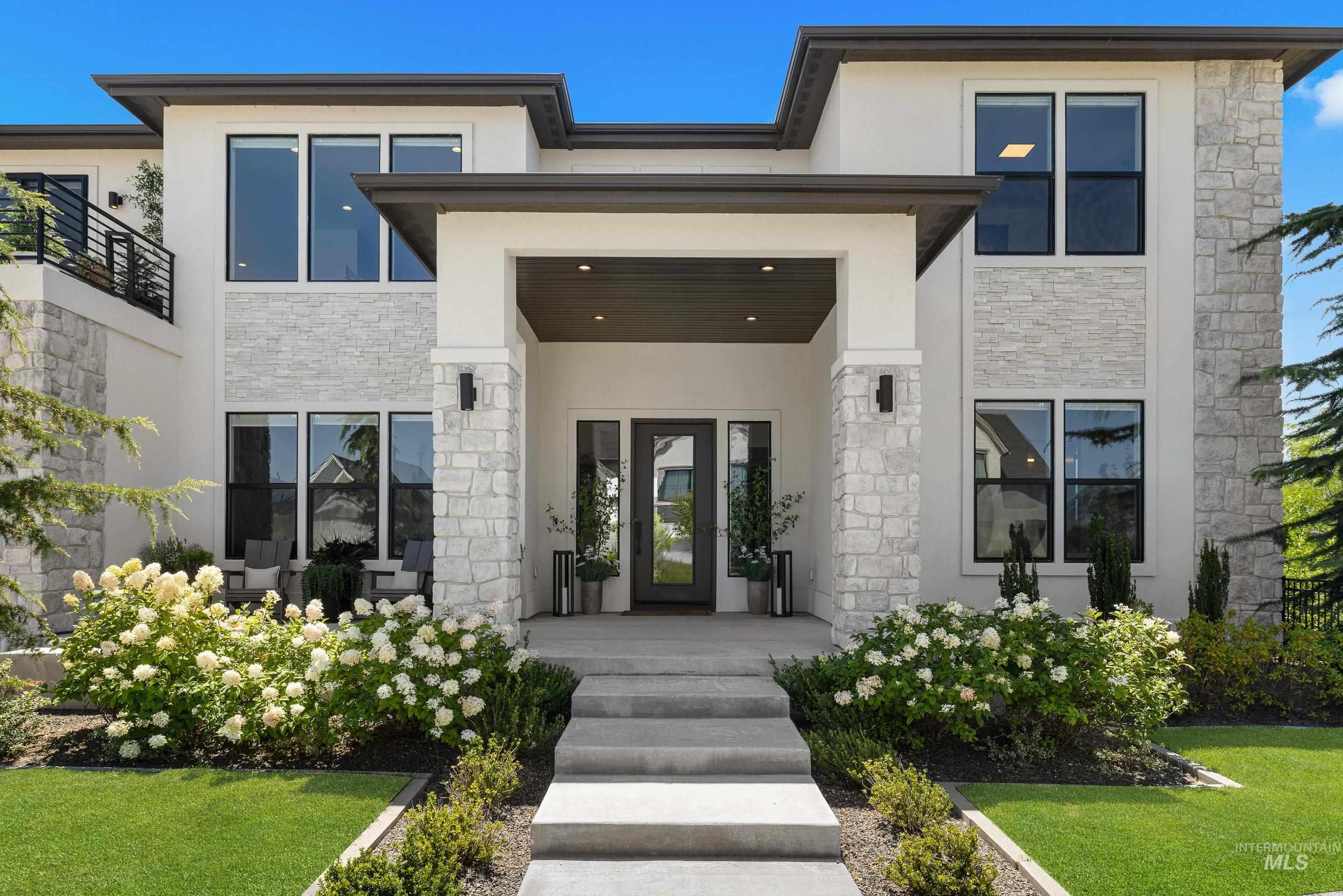 5043 W Oakford Dr., Meridian, Idaho 83646, 5 Bedrooms, 4.5 Bathrooms, Residential For Sale, Price $1,895,000, 98994928