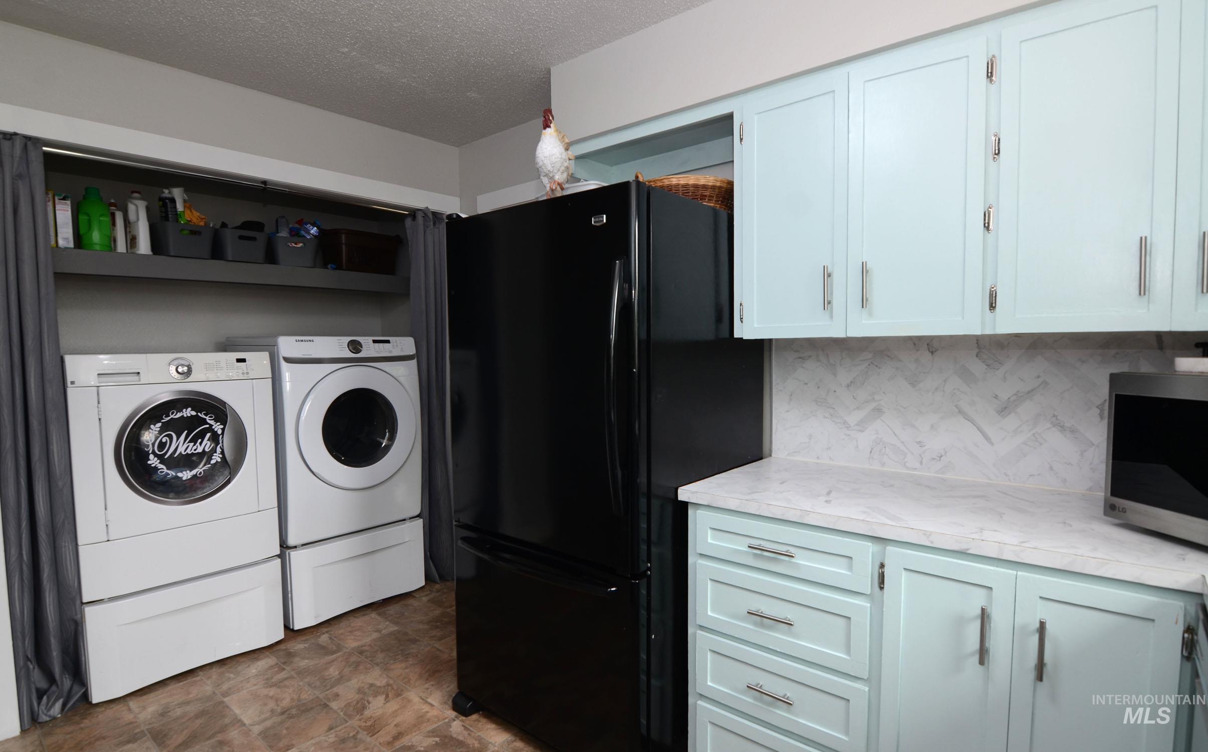 1122 N Midland Blvd, Nampa, Idaho 83651, 3 Bedrooms, 2 Bathrooms, Residential For Sale, Price $374,900,MLS 98994929