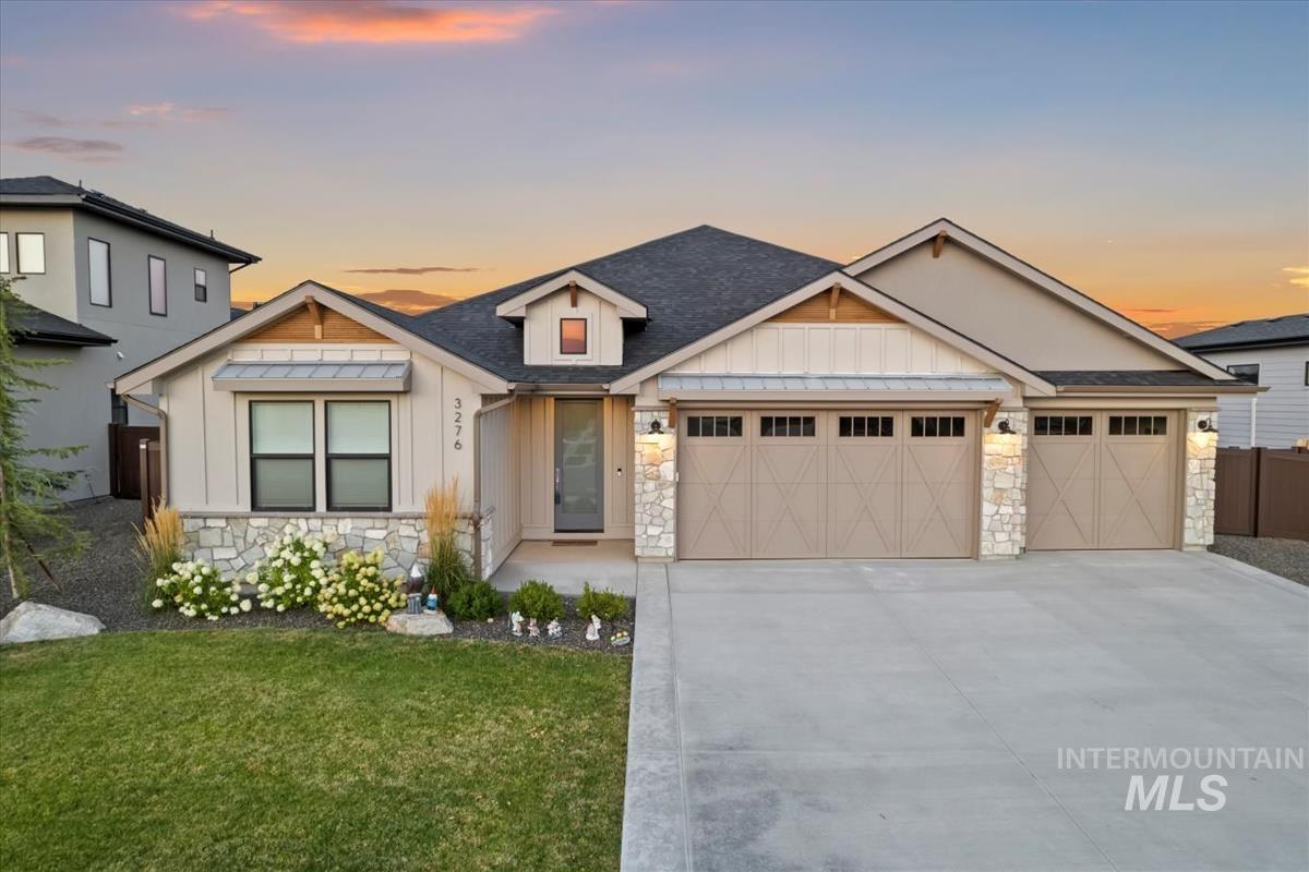3276 N Fire Flower Ave, Star, Idaho 83669, 4 Bedrooms, 2.5 Bathrooms, Residential For Sale, Price $810,000, 98994931