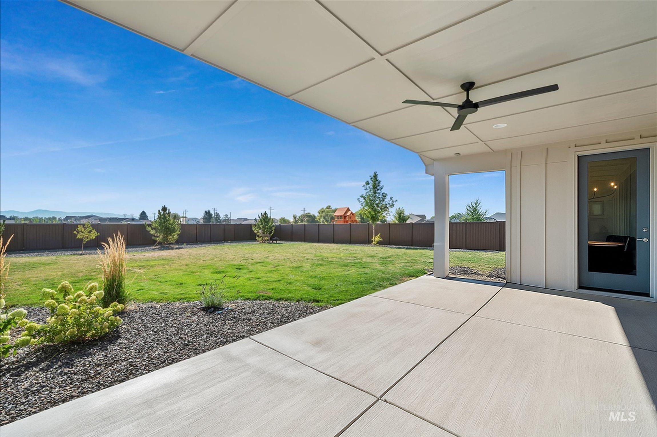 3276 N Fire Flower Ave, Star, Idaho 83669, 4 Bedrooms, 2.5 Bathrooms, Residential For Sale, Price $810,000, 98994931