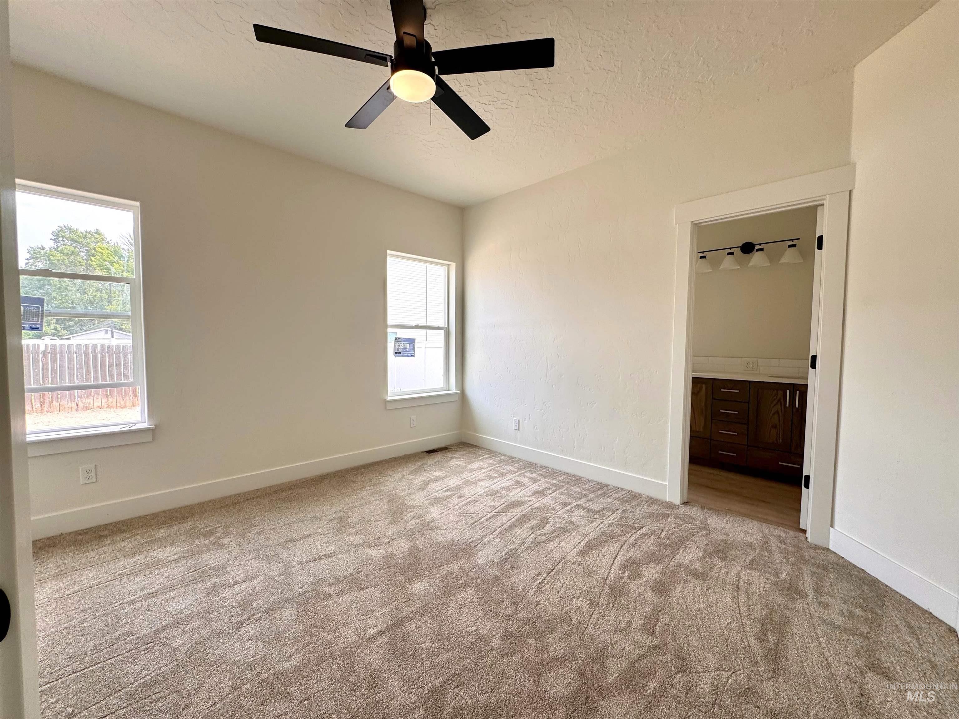 209 E Elm, New Plymouth, Idaho 83655, 3 Bedrooms, 2 Bathrooms, Residential For Sale, Price $389,000,MLS 98994932