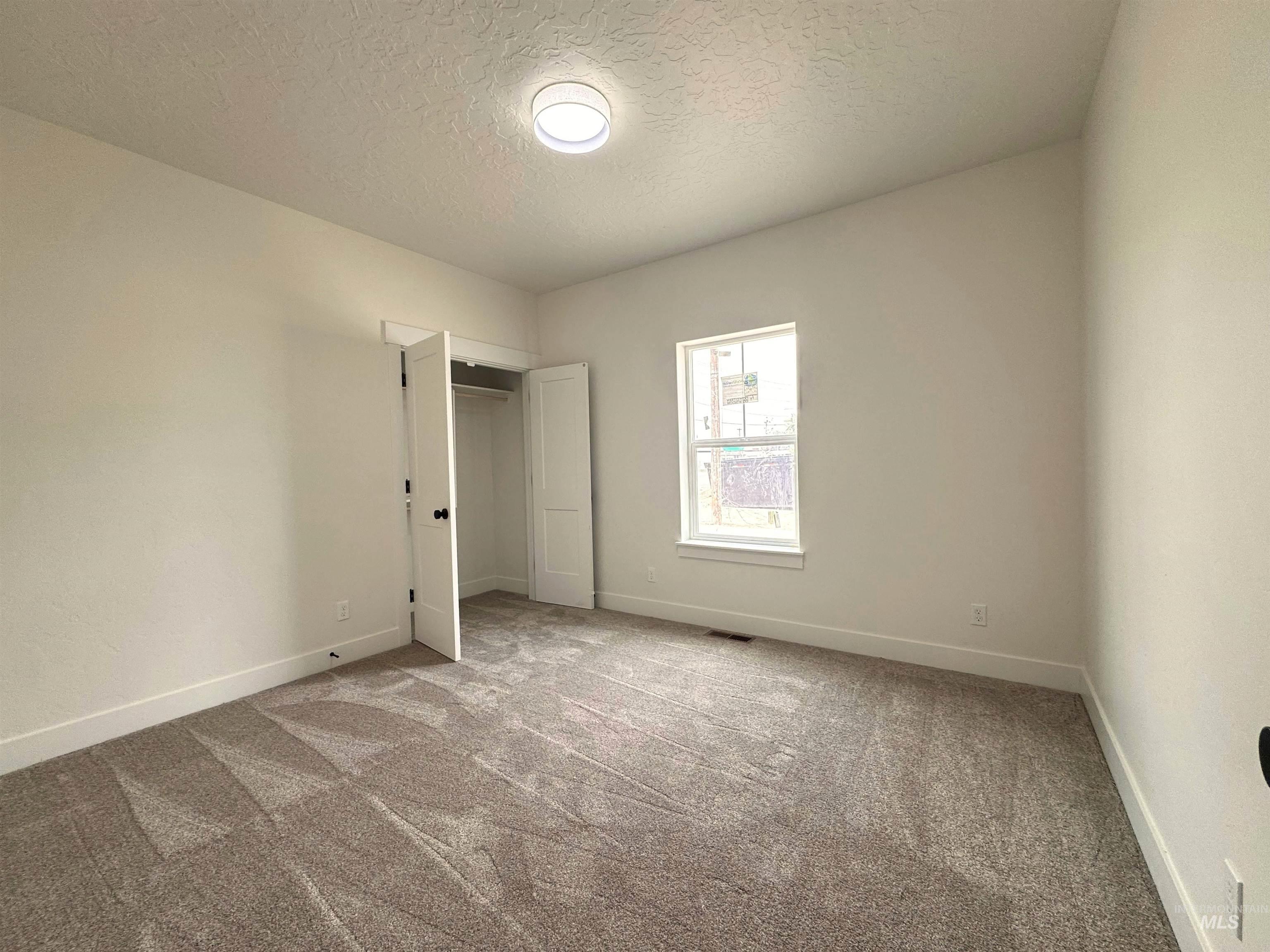 209 E Elm, New Plymouth, Idaho 83655, 3 Bedrooms, 2 Bathrooms, Residential For Sale, Price $389,000,MLS 98994932