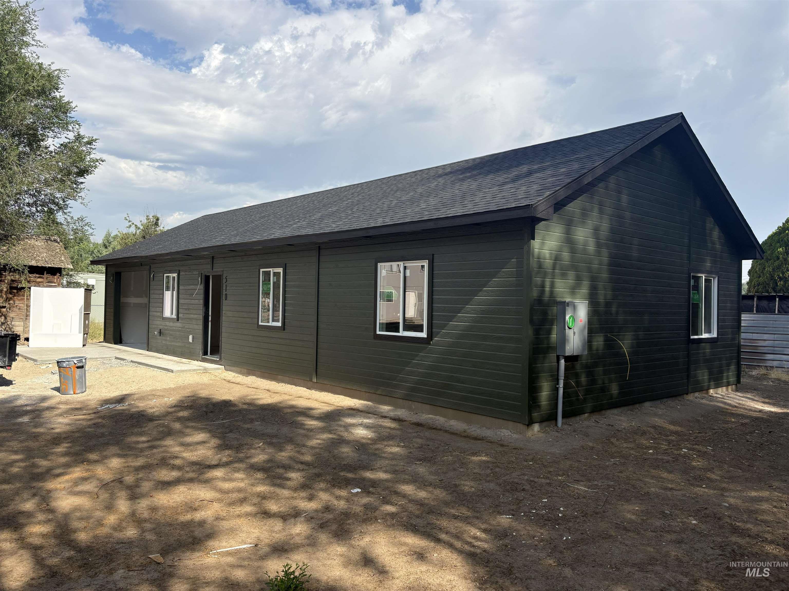 510 Baggins lane, Homedale, Idaho 83628, 2 Bedrooms, 1 Bathroom, Residential For Sale, Price $349,000, 98994939