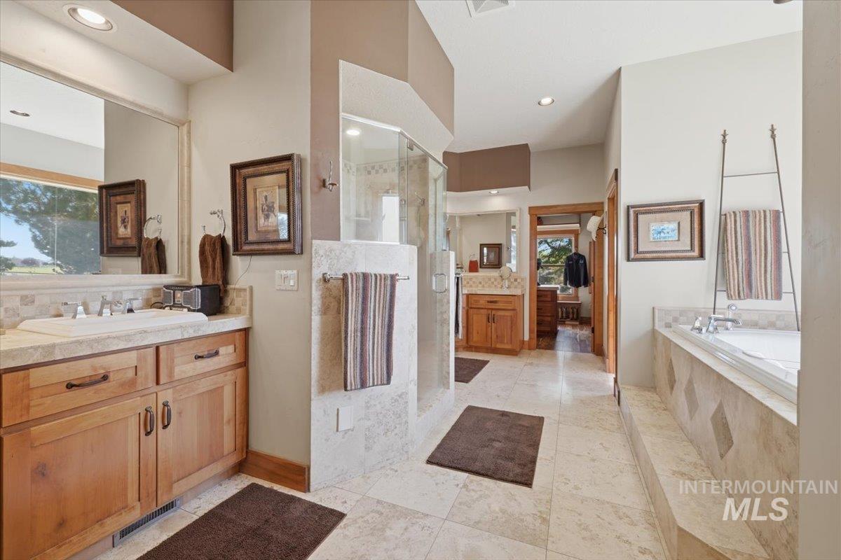 20337 Maggard Ln, Caldwell, Idaho 83607, 4 Bedrooms, 3.5 Bathrooms, Residential For Sale, Price $2,300,000, 98994941