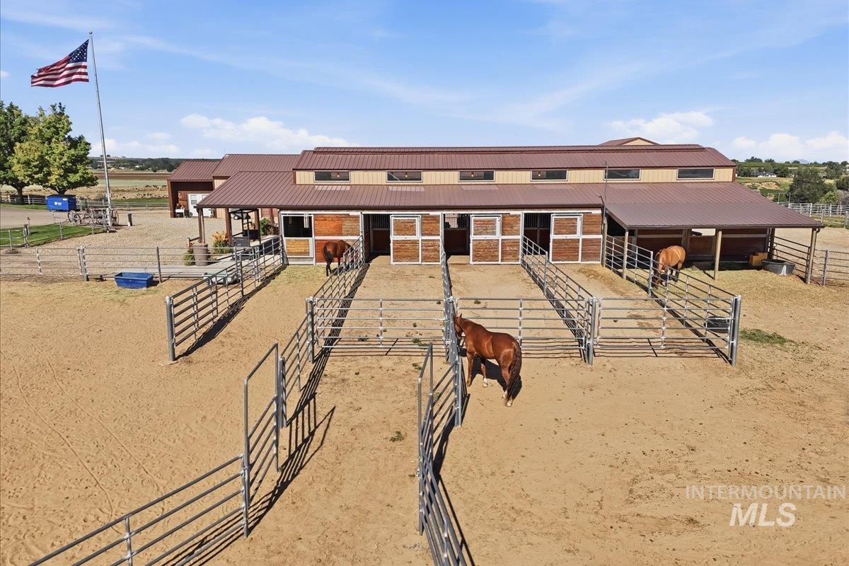 20337 Maggard Ln, Caldwell, Idaho 83607, 4 Bedrooms, 3.5 Bathrooms, Residential For Sale, Price $2,300,000, 98994941