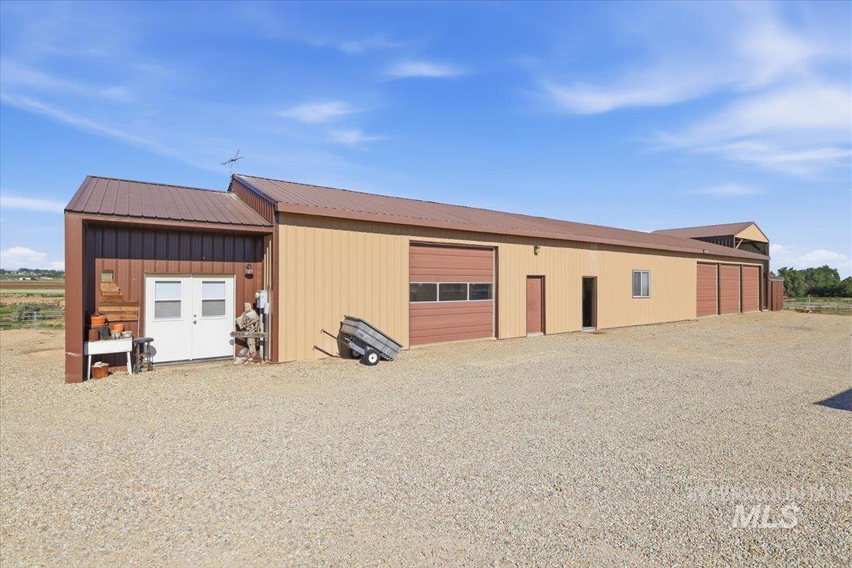 20337 Maggard Ln, Caldwell, Idaho 83607, 4 Bedrooms, 3.5 Bathrooms, Residential For Sale, Price $2,300,000, 98994941