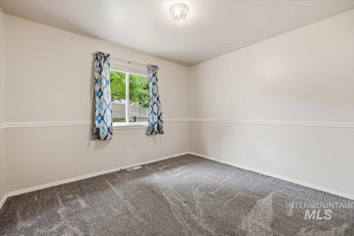 3120 Ray Ave, Caldwell, Idaho 83605, 3 Bedrooms, 2 Bathrooms, Residential For Sale, Price $375,000, 98994942