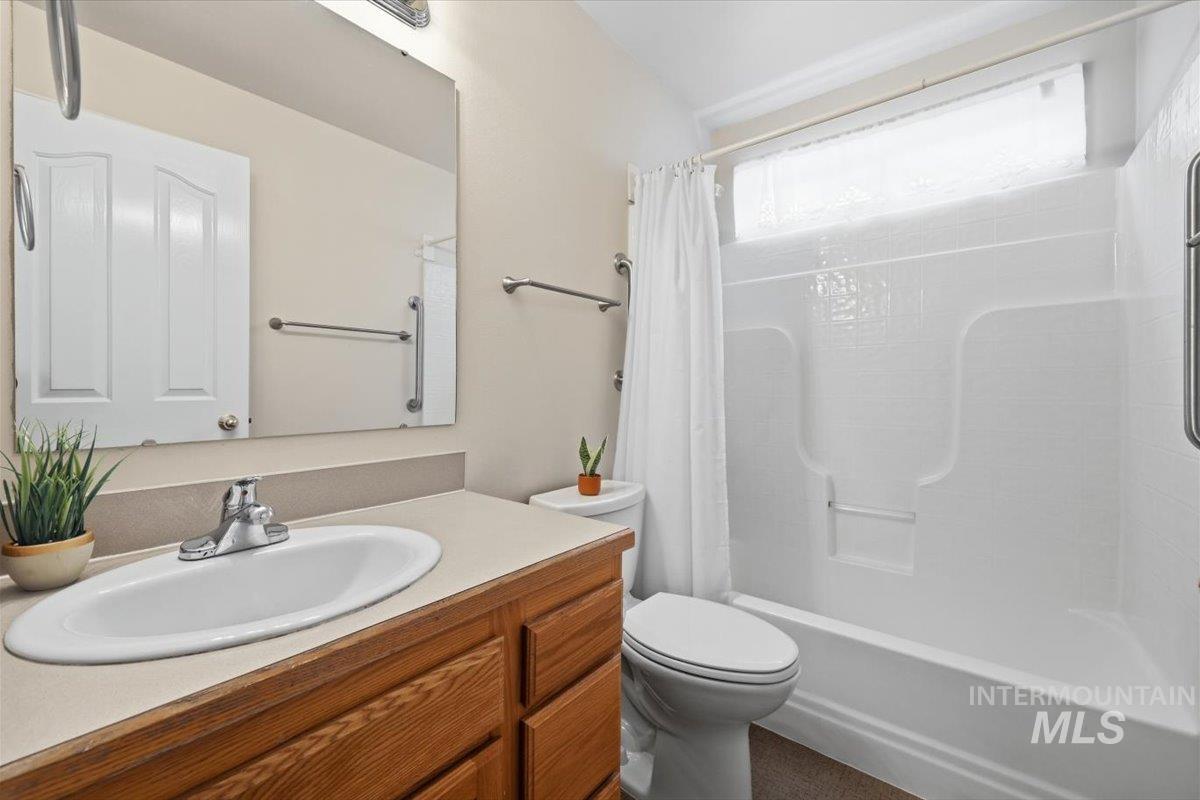 3120 Ray Ave, Caldwell, Idaho 83605, 3 Bedrooms, 2 Bathrooms, Residential For Sale, Price $375,000, 98994942