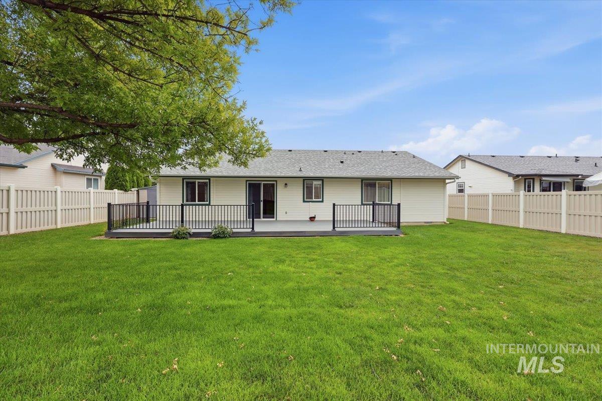 3120 Ray Ave, Caldwell, Idaho 83605, 3 Bedrooms, 2 Bathrooms, Residential For Sale, Price $375,000, 98994942