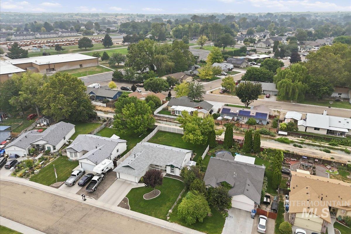 3120 Ray Ave, Caldwell, Idaho 83605, 3 Bedrooms, 2 Bathrooms, Residential For Sale, Price $375,000, 98994942