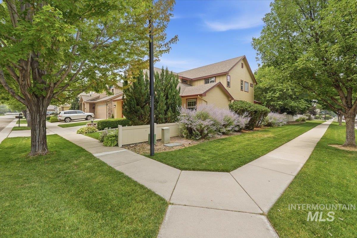 4073 S Cubola Ave, Meridian, Idaho 83642, 4 Bedrooms, 3 Bathrooms, Residential For Sale, Price $580,000,MLS 98994944