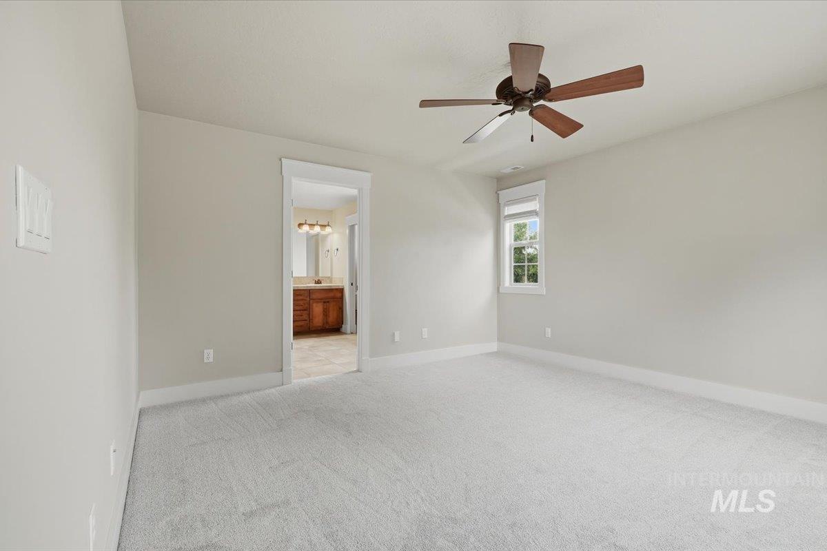 4073 S Cubola Ave, Meridian, Idaho 83642, 4 Bedrooms, 3 Bathrooms, Residential For Sale, Price $580,000,MLS 98994944