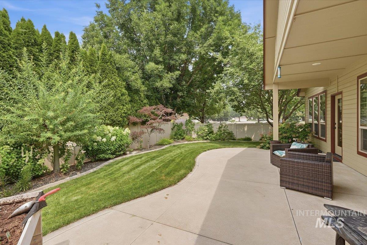 4073 S Cubola Ave, Meridian, Idaho 83642, 4 Bedrooms, 3 Bathrooms, Residential For Sale, Price $580,000,MLS 98994944