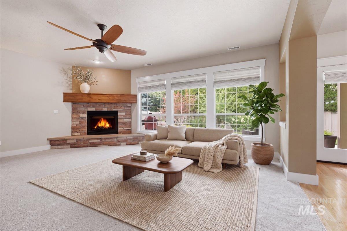 4073 S Cubola Ave, Meridian, Idaho 83642, 4 Bedrooms, 3 Bathrooms, Residential For Sale, Price $580,000,MLS 98994944