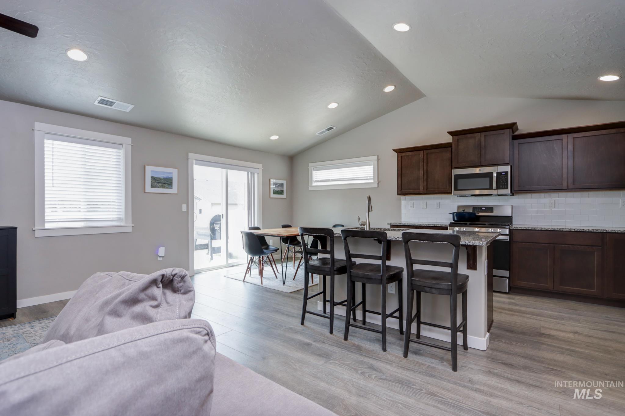 1169 N Ryde Ave, Kuna, Idaho 83634, 3 Bedrooms, 2 Bathrooms, Residential For Sale, Price $435,000, 98994949