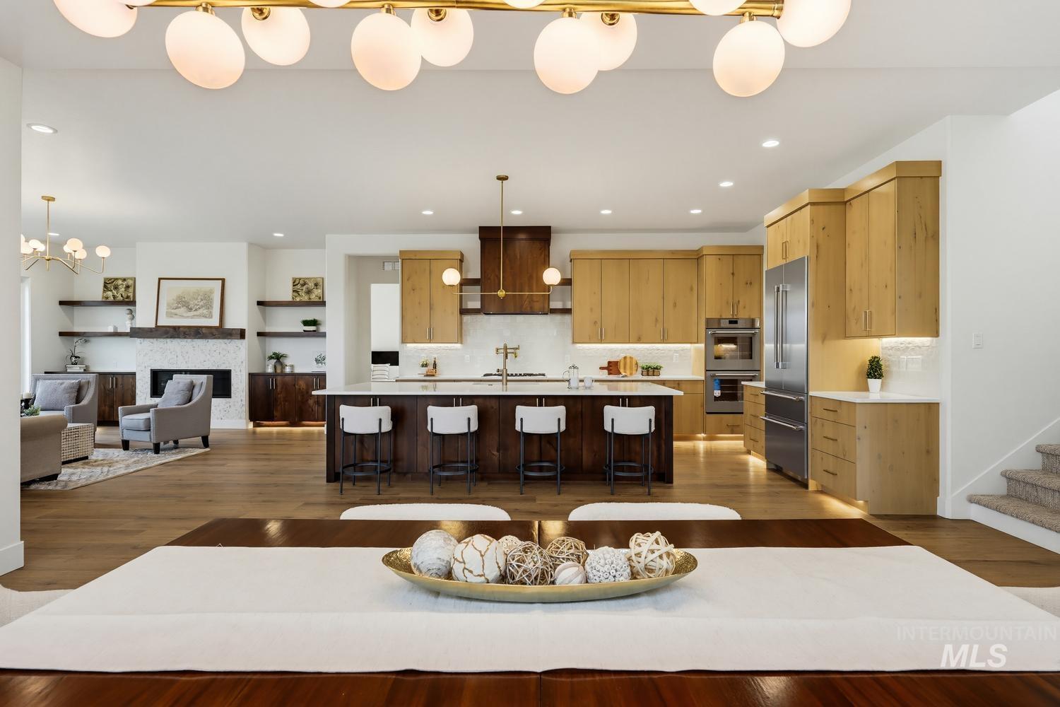 7633 W Lookout View Street, Meridian, Idaho 83646, 4 Bedrooms, 4 Bathrooms, Residential For Sale, Price $1,090,000, 98994953