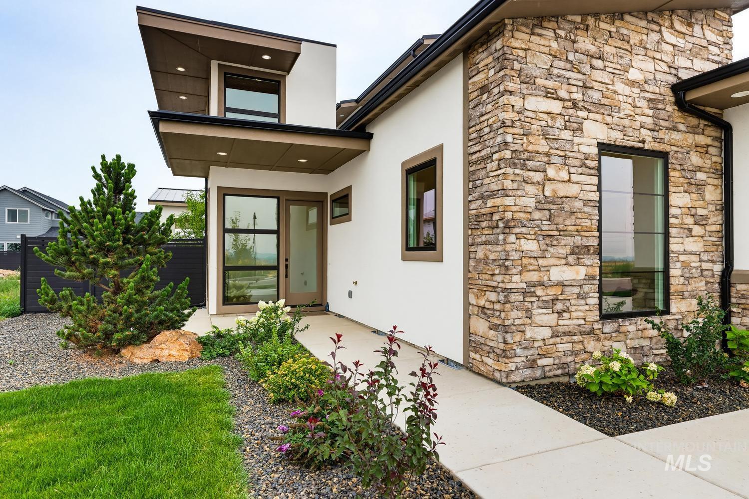 7633 W Lookout View Street, Meridian, Idaho 83646, 4 Bedrooms, 4 Bathrooms, Residential For Sale, Price $1,090,000, 98994953