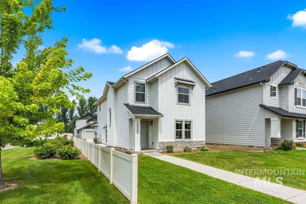 10088 W Smoke Ranch Dr, Boise, Idaho 83709, 3 Bedrooms, 2.5 Bathrooms, Residential For Sale, Price $414,900, 98994956