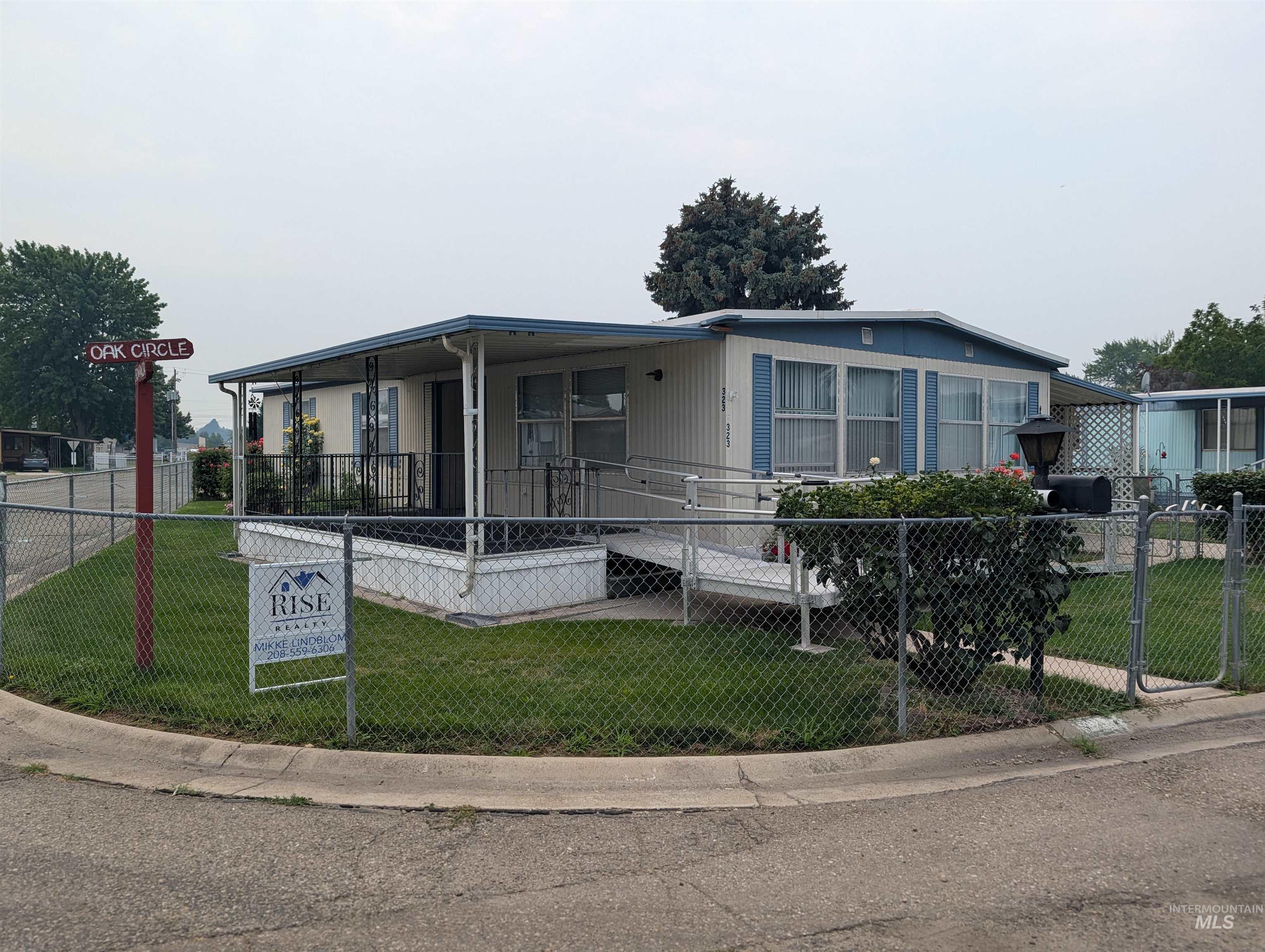 323 W Oak Circle, Boise, Idaho 83713, 2 Bedrooms, 2 Bathrooms, Residential For Sale, Price $88,000, 98994958
