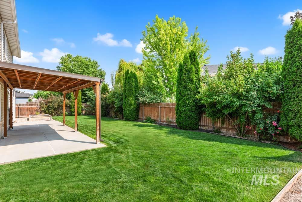 453 E Chapparosa Dr, Kuna, Idaho 83634, 4 Bedrooms, 2.5 Bathrooms, Residential For Sale, Price $549,900, 98994959