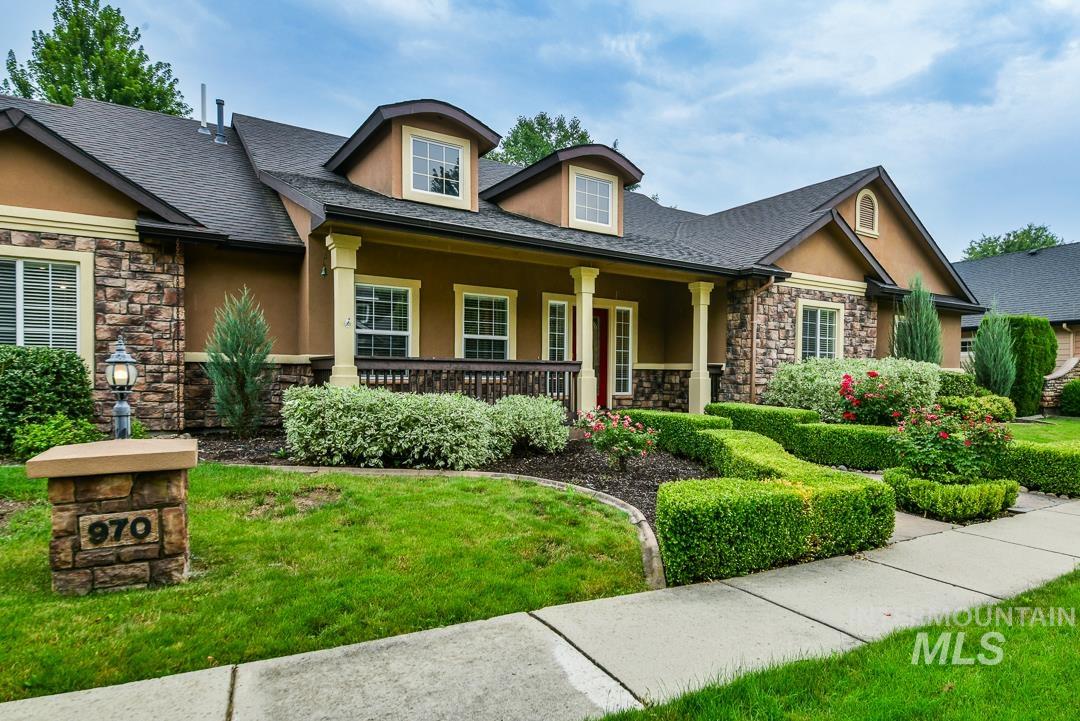 970 S Arbor Island Way, Eagle, Idaho 83616, 3 Bedrooms, 2 Bathrooms, Residential For Sale, Price $719,990, 98994961