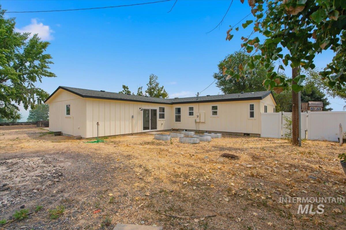 17114 Goodson Rd, Caldwell, Idaho 83605, 3 Bedrooms, 2 Bathrooms, Residential For Sale, Price $575,000, 98994962