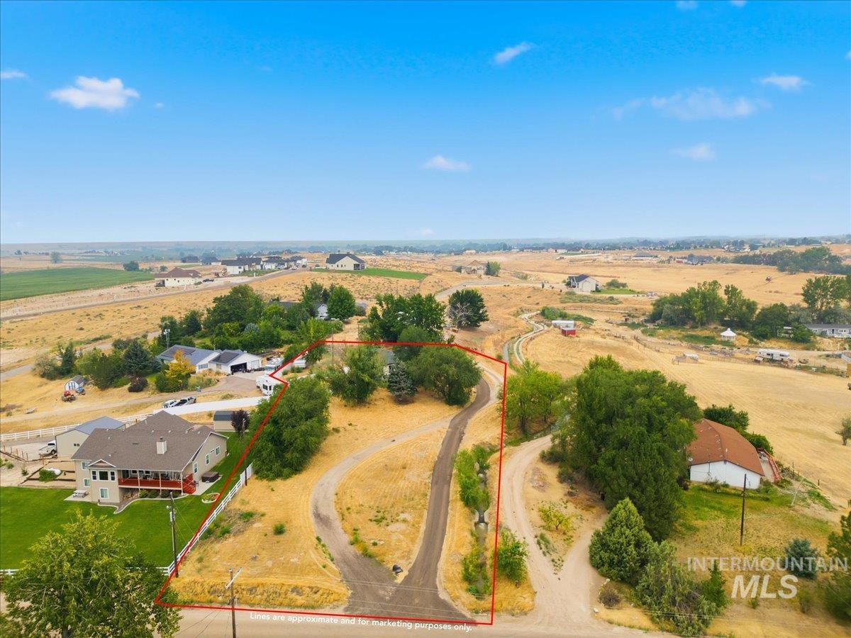 17114 Goodson Rd, Caldwell, Idaho 83605, 3 Bedrooms, 2 Bathrooms, Residential For Sale, Price $575,000, 98994962