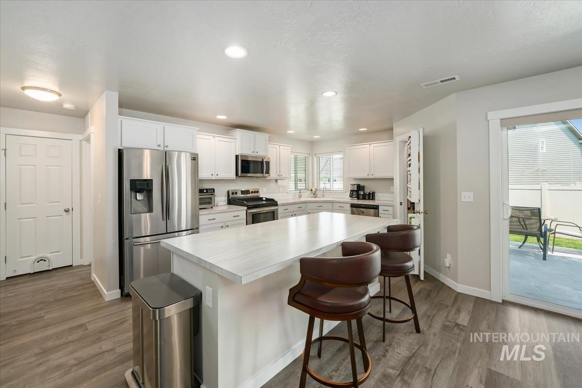 15564 Shorebird Pl, Nampa, Idaho 83651, 4 Bedrooms, 2.5 Bathrooms, Residential For Sale, Price $420,000, 98994963
