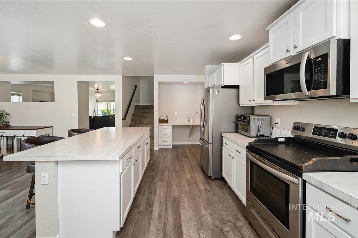 15564 Shorebird Pl, Nampa, Idaho 83651, 4 Bedrooms, 2.5 Bathrooms, Residential For Sale, Price $420,000, 98994963