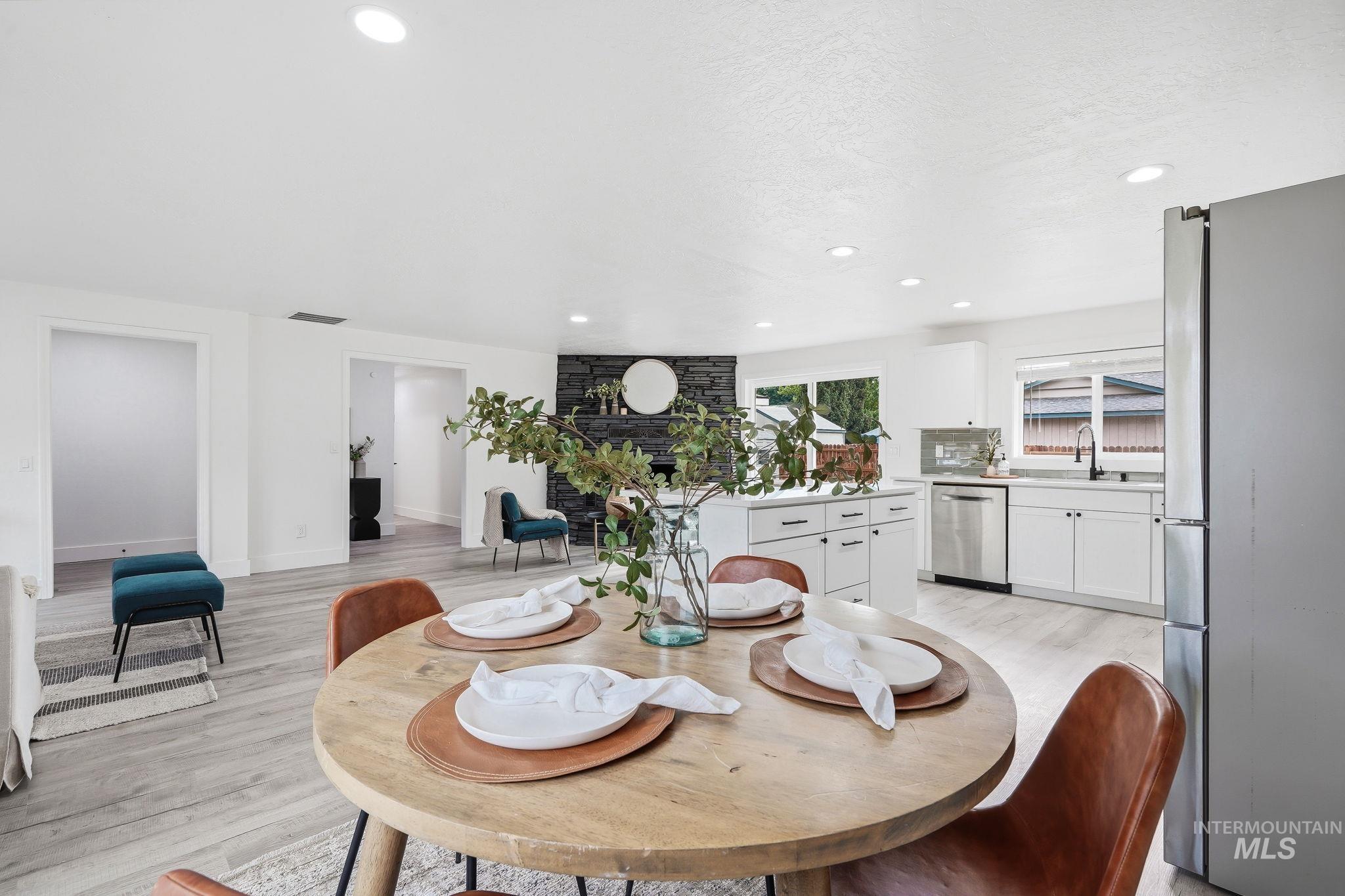 3829 S Constitution Way, Boise, Idaho 83706, 3 Bedrooms, 2 Bathrooms, Residential For Sale, Price $625,000, 98994969