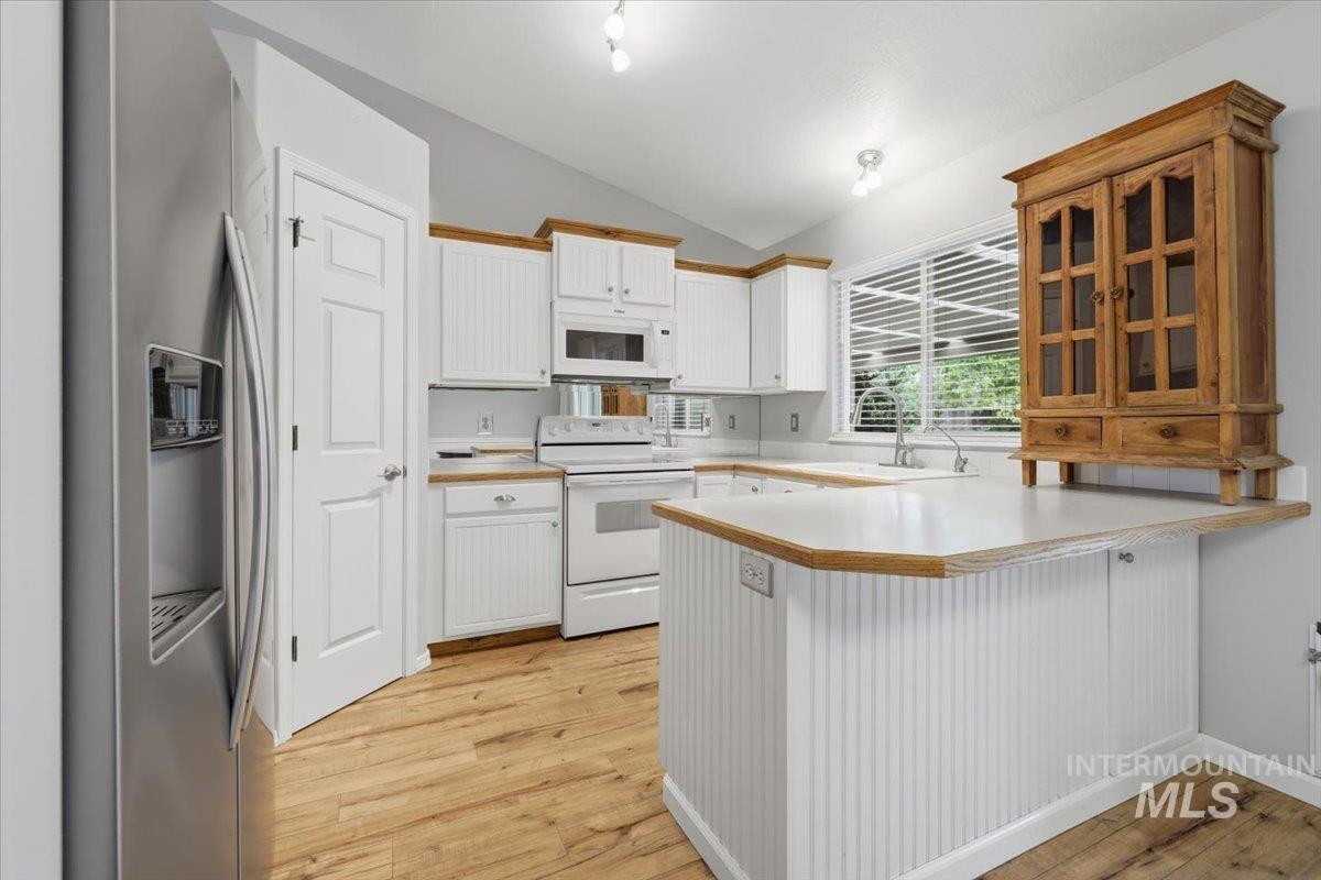 14295 Tara St, Caldwell, Idaho 83607, 3 Bedrooms, 2 Bathrooms, Residential For Sale, Price $359,900, 98994973