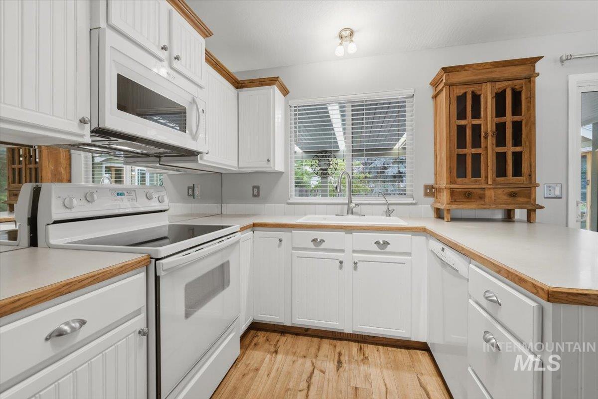 14295 Tara St, Caldwell, Idaho 83607, 3 Bedrooms, 2 Bathrooms, Residential For Sale, Price $359,900, 98994973