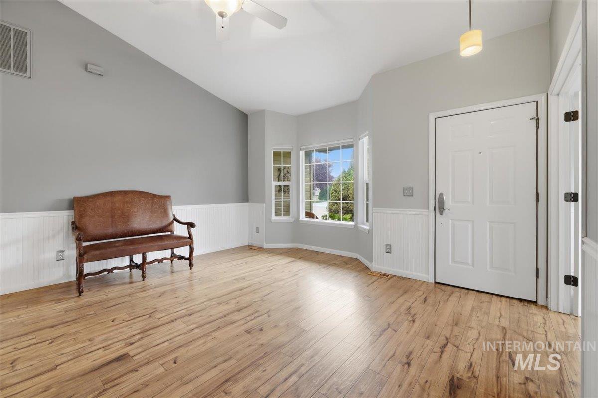 14295 Tara St, Caldwell, Idaho 83607, 3 Bedrooms, 2 Bathrooms, Residential For Sale, Price $359,900, 98994973