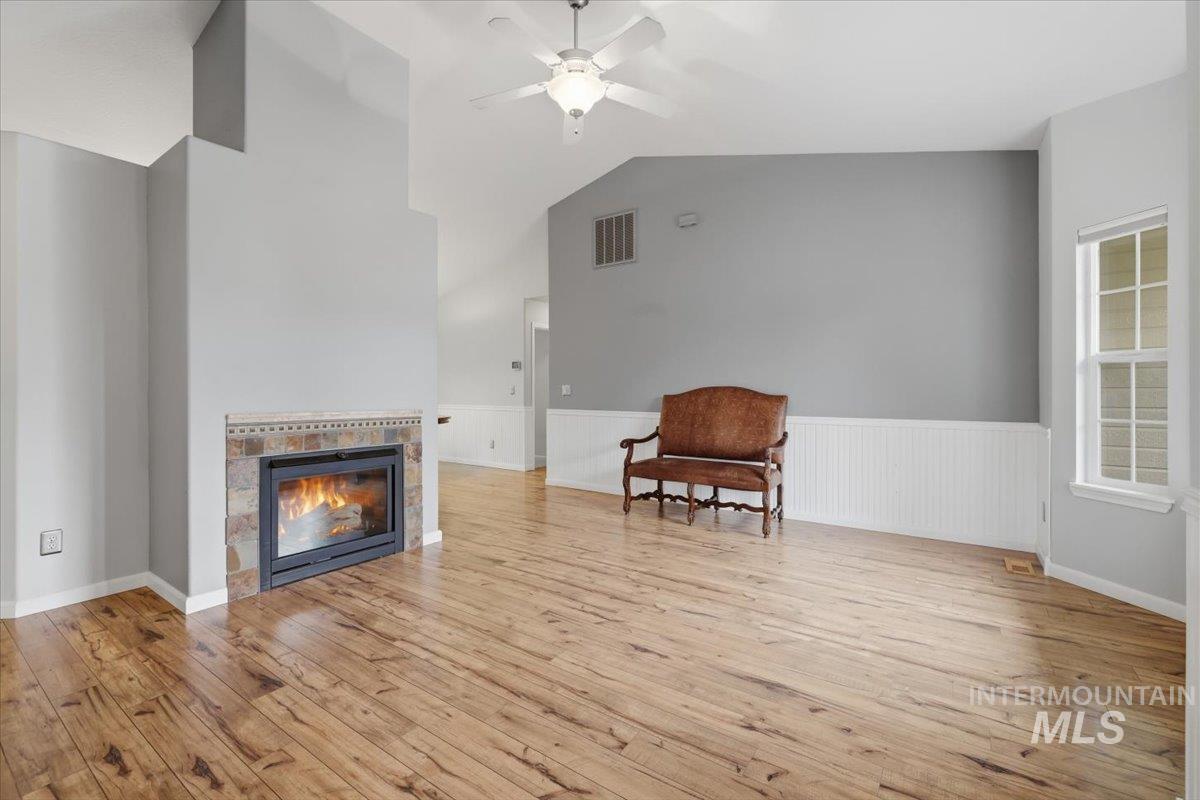 14295 Tara St, Caldwell, Idaho 83607, 3 Bedrooms, 2 Bathrooms, Residential For Sale, Price $359,900, 98994973