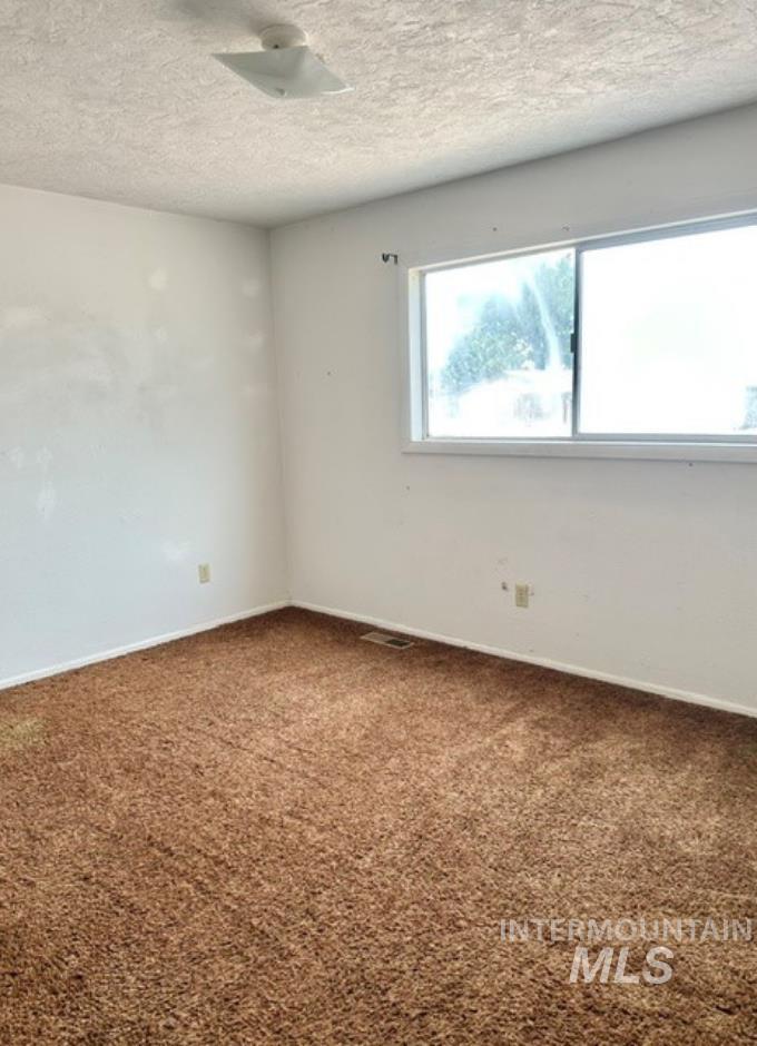307 W Arizona Ave, Homedale, Idaho 83628, 3 Bedrooms, 2 Bathrooms, Residential For Sale, Price $285,000,MLS 98994974