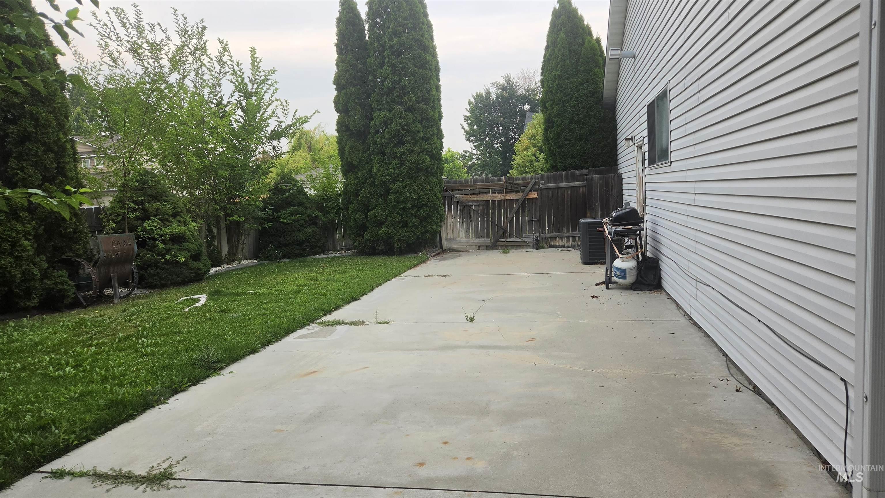 58 N Poplar Forest Place, Nampa, Idaho 83651, 3 Bedrooms, 2 Bathrooms, Residential For Sale, Price $390,000, 98994975